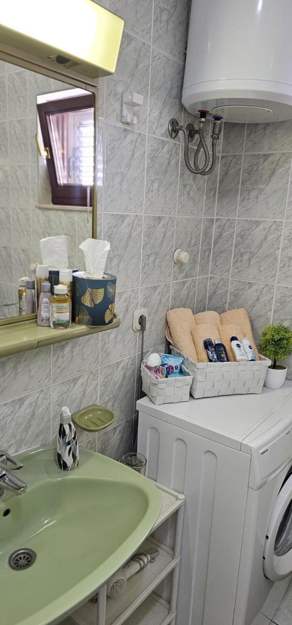 Apartman Pida พรีมอชเตน ภายนอก รูปภาพ